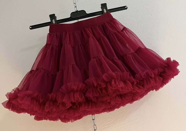 (98-122) Tiulinis sijonas "Burgundy"